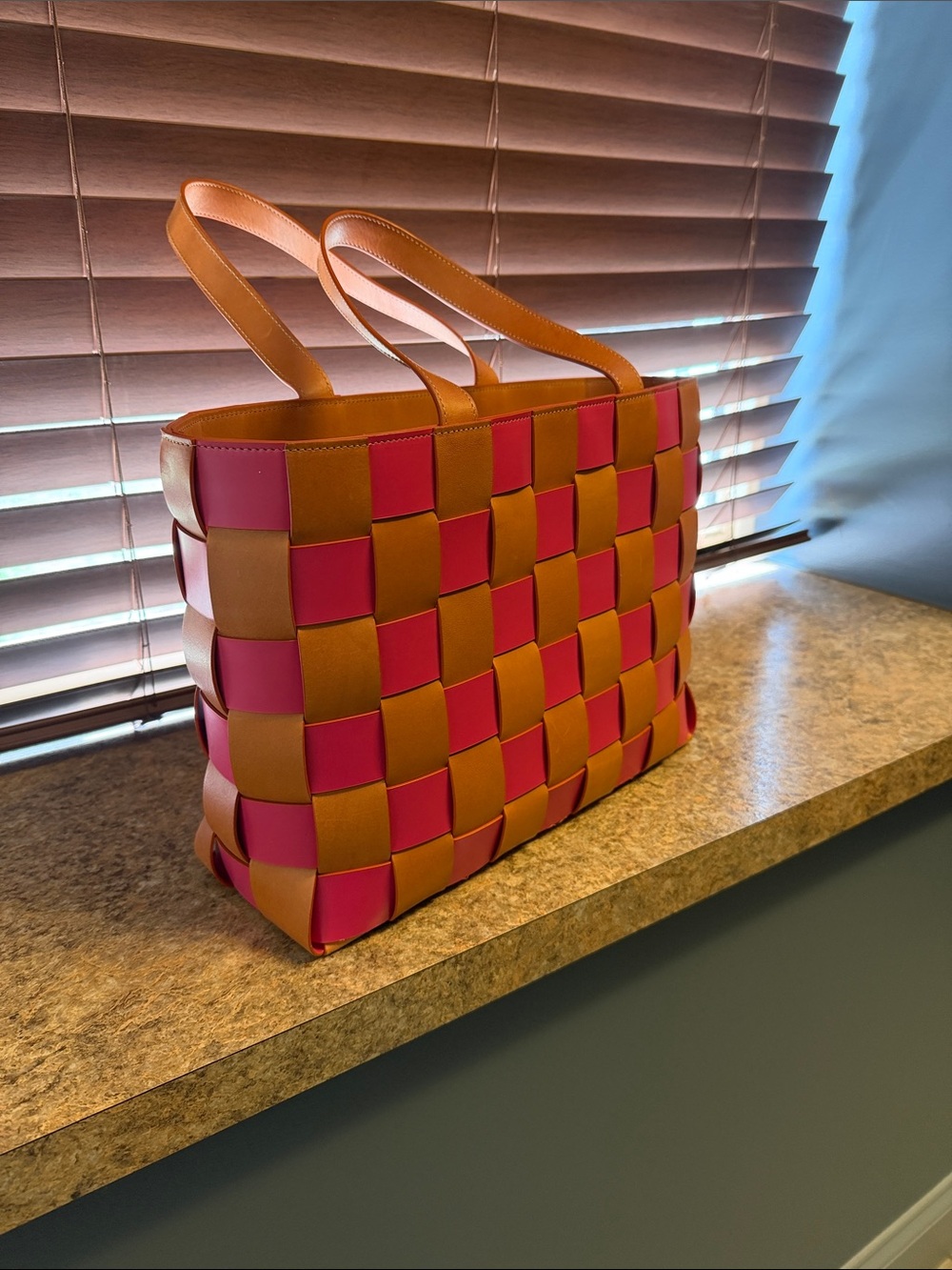 Mansur Gavriel Tote